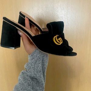 Gucci fringe sandals